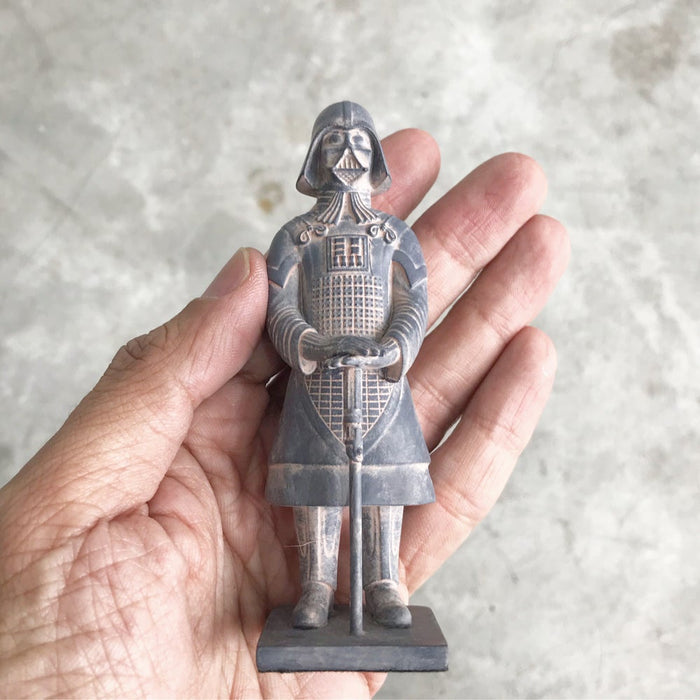 Darth Terra Mini.